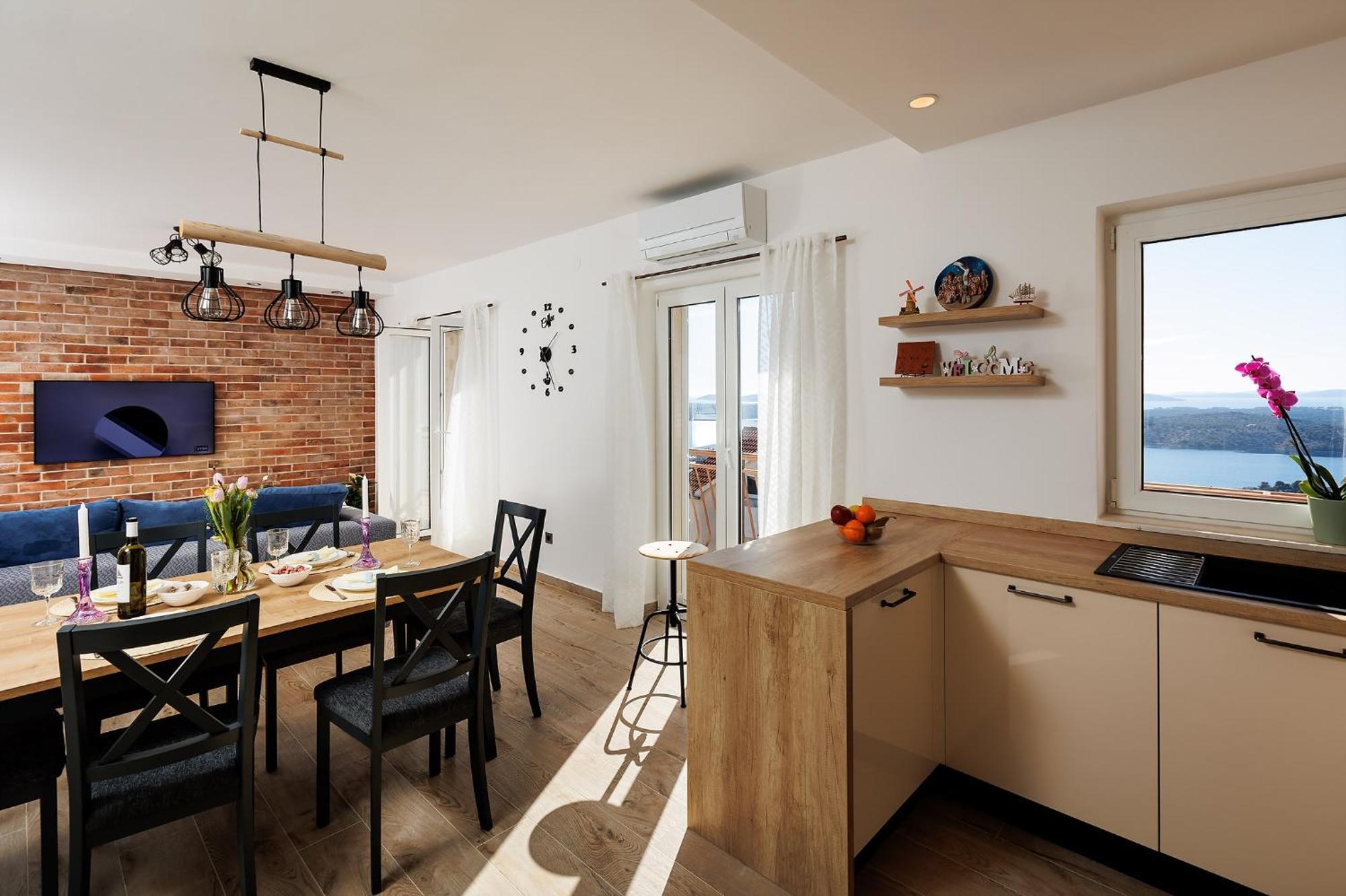 Summer Breeze Apartment - Quiet Place With A Spectacular View And A Garden 希贝尼克 外观 照片