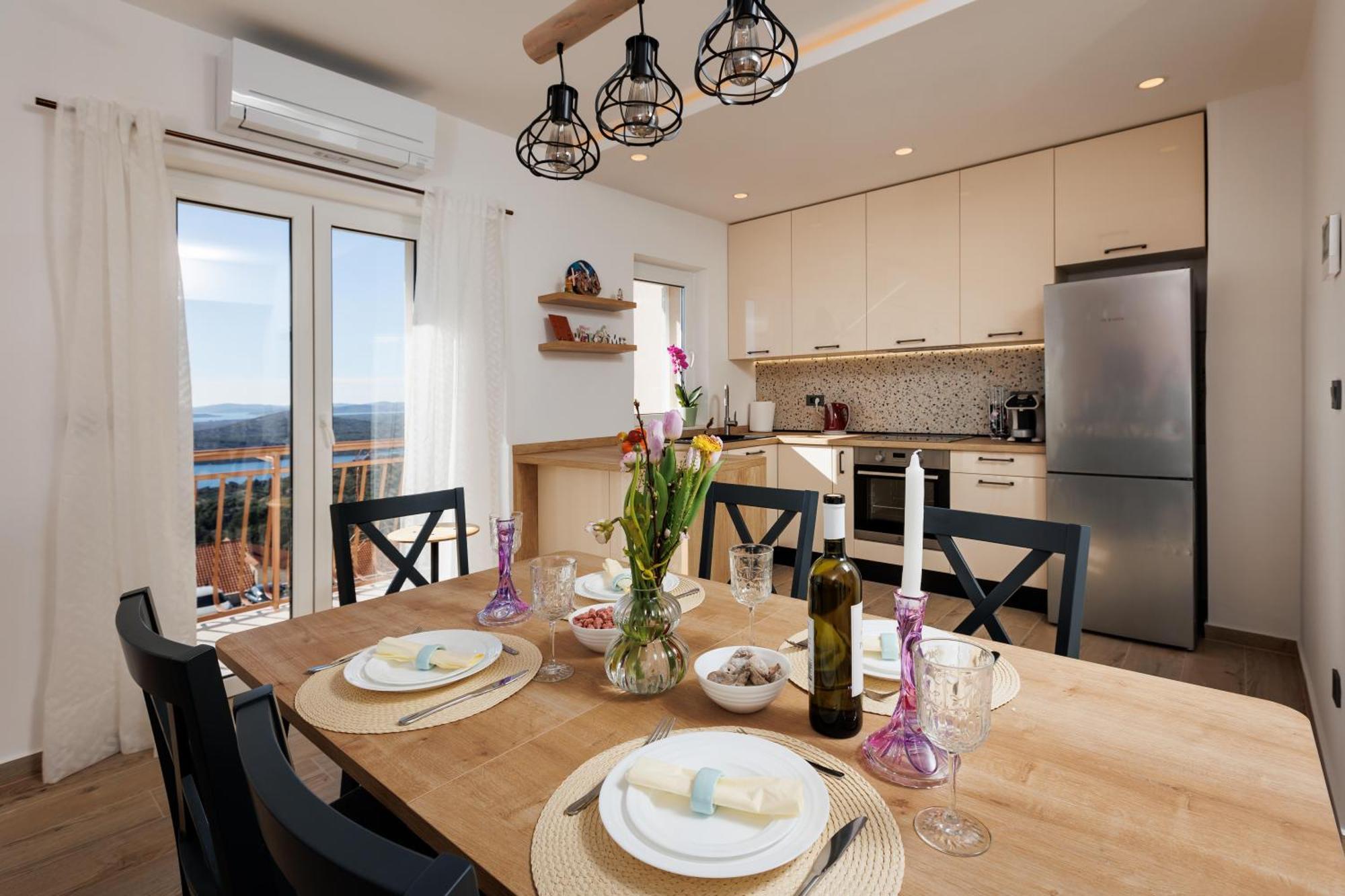 Summer Breeze Apartment - Quiet Place With A Spectacular View And A Garden 希贝尼克 外观 照片
